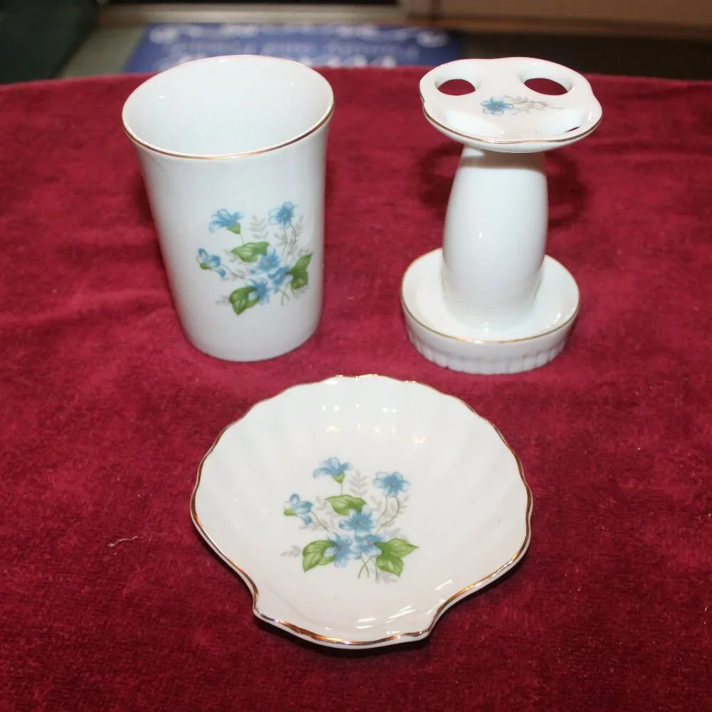 Vintage Porcelain 3-piece Bathroom Set - Blue Forget Me Not